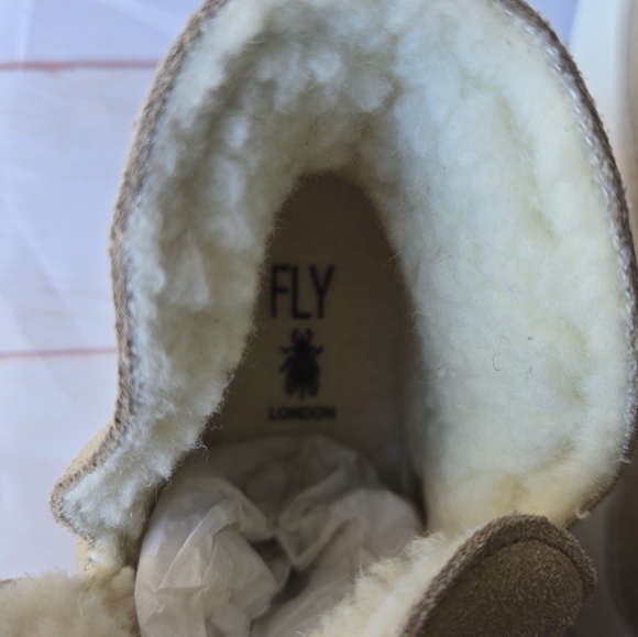 Fly London Women's Suede Slip-on Cozey Boots - Picture 6 of 7